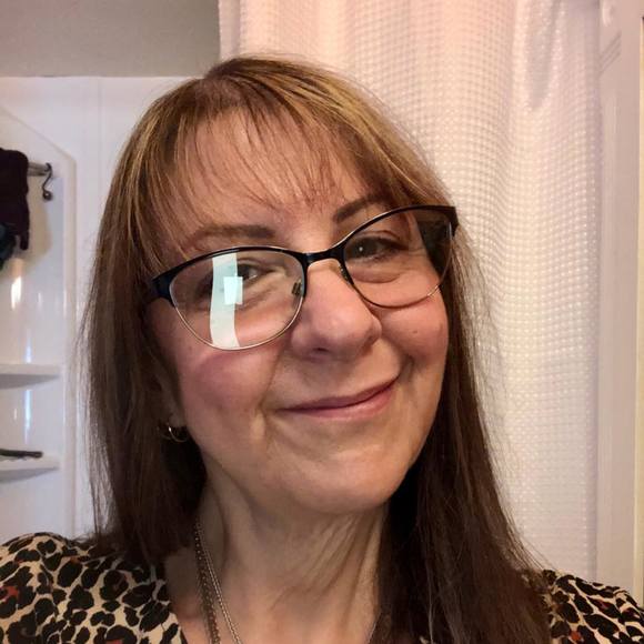 Meet your Posher, Paulette - Picture 1 of 1